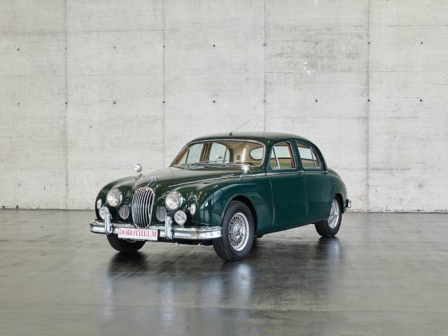 Image 1/22 of Jaguar 2.4 Litre (1958)