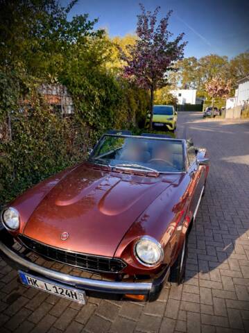 Image 1/12 de FIAT 124 Spider CS2 (1979)