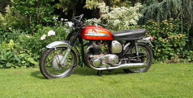 Afbeelding 1/27 van Norton DUMMY (1965)