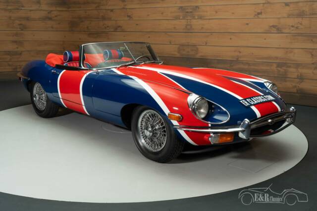 Image 1/8 of Jaguar E-Type (1970)