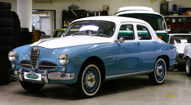 Image 1/27 de Alfa Romeo 1900 TI Super Berlina (1955)
