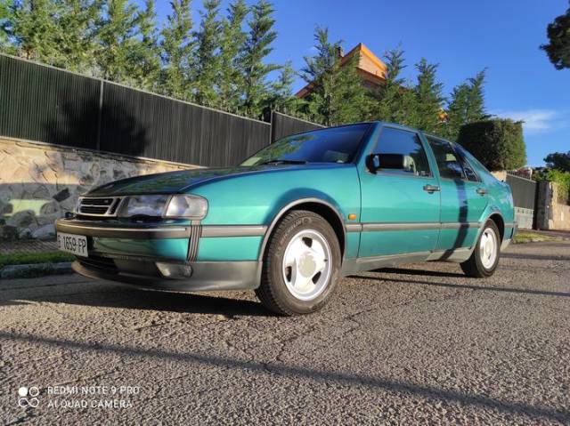 Image 1/9 de Saab 9000 CSE V6 (1995)