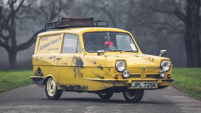 Image 1/36 of Reliant Regal Supervan III (1972)