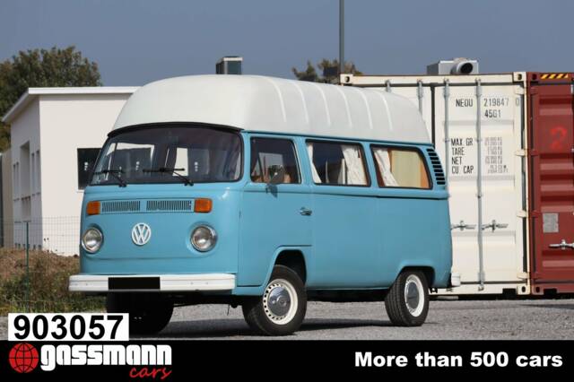 Bild 1/15 von Volkswagen T2b Camper (1978)