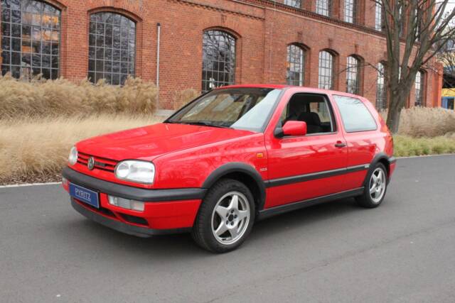 Image 1/21 of Volkswagen Golf III 2.0 (1994)