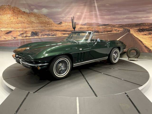 Bild 1/35 von Chevrolet Corvette Sting Ray Convertible (1965)