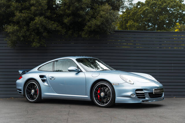 Image 1/43 of Porsche 911 Turbo (2011)