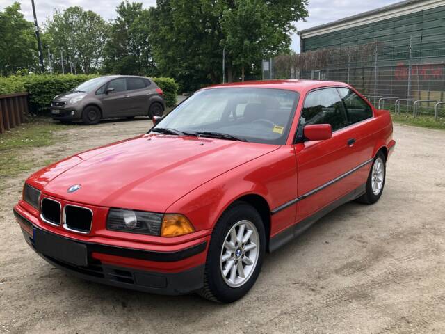 Bild 1/35 von BMW 318is (1992)