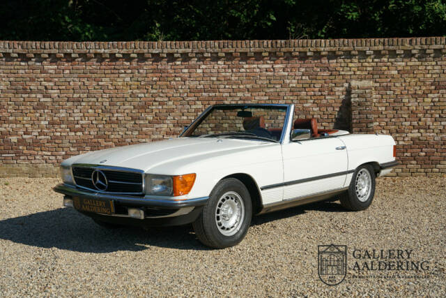 Image 1/50 of Mercedes-Benz 380 SL (1982)