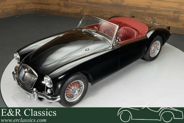 Image 1/19 of MG MGA 1500 (1955)