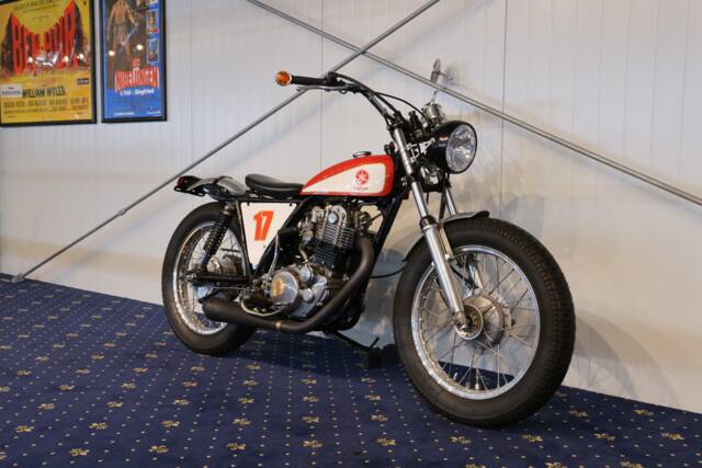 Image 1/30 of Yamaha SR500 (1981)
