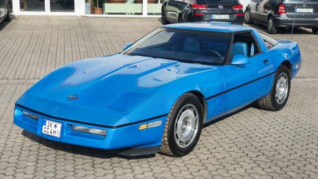 Image 1/20 of Chevrolet Corvette (1987)