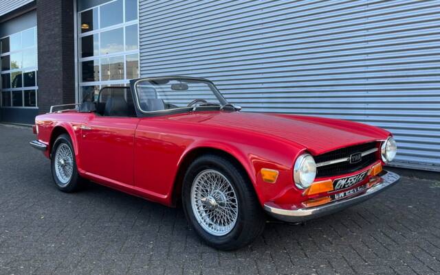 Image 1/8 of Triumph TR 6 (1971)