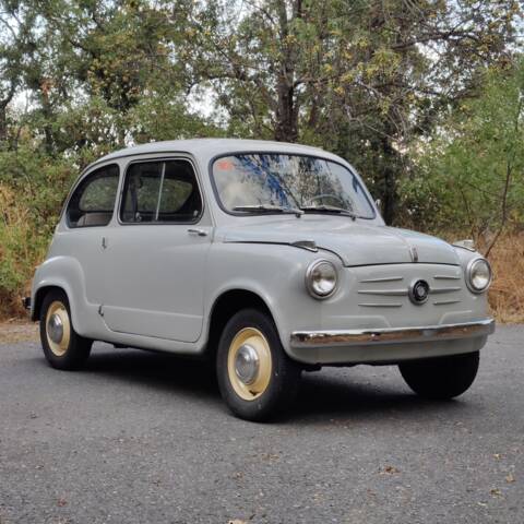 Image 1/73 of FIAT 600 (1955)