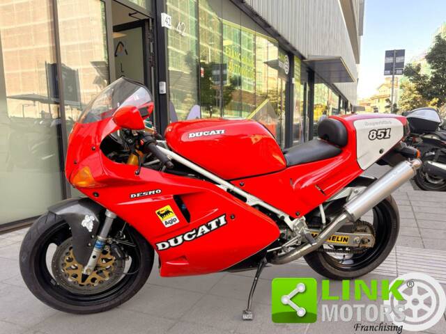 Bild 1/10 von Ducati DUMMY (1991)