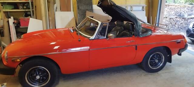 Afbeelding 1/6 van MG MGB (1977)