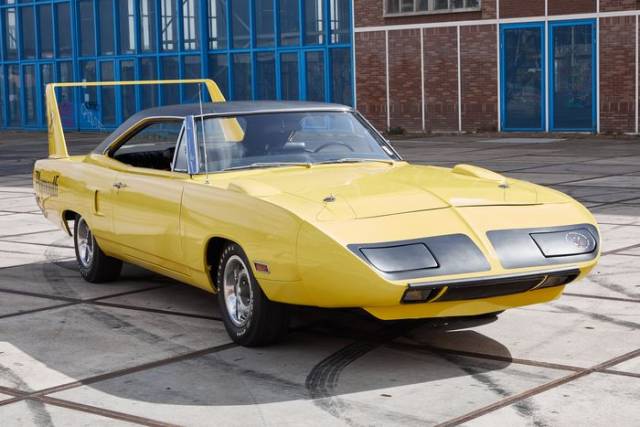 Image 1/9 de Plymouth Road Runner Superbird (1970)