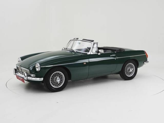 Image 1/15 of MG MGB (1977)