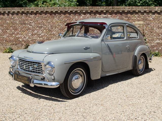 Immagine 1/1 di Volvo PV 444 (1957)