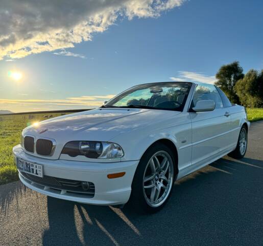 Image 1/18 of BMW 330Ci (2001)