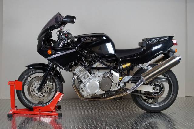 Bild 1/17 von Yamaha DUMMY (1996)