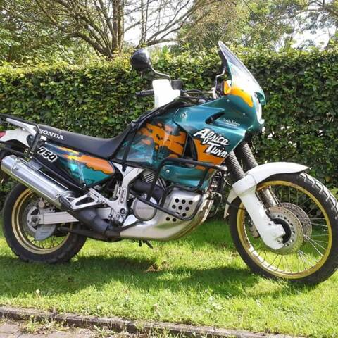Image 1/9 of Honda DUMMY (1995)