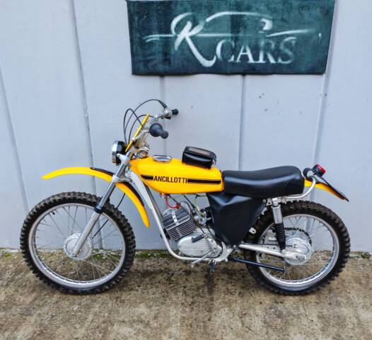 Afbeelding 1/8 van Ancillotti DUMMY (1975)