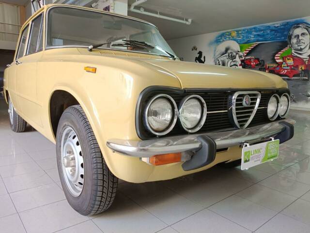Bild 1/50 von Alfa Romeo Giulia Nuova Super 1300 (1975)