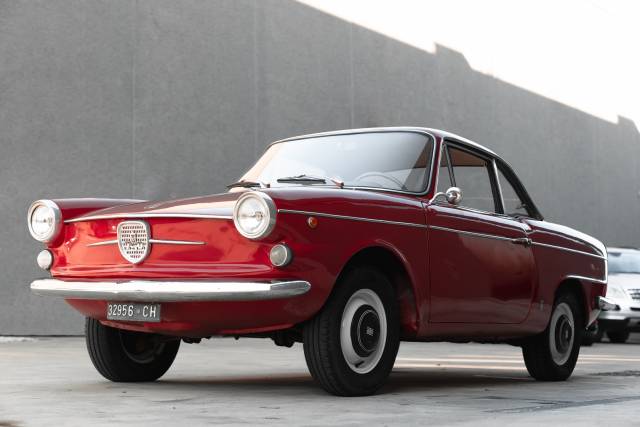 Immagine 1/50 di FIAT 750 Vignale Coupé (1964)