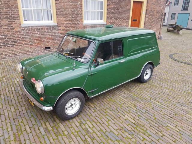 Image 1/9 of Austin Mini Van (1979)