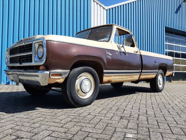 Image 1/9 de Dodge Adventurer D 200 (1980)