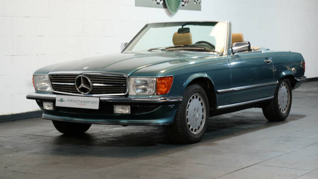 Afbeelding 1/42 van Mercedes-Benz 560 SL (1989)