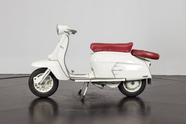 Image 1/13 of Innocenti DUMMY (1967)