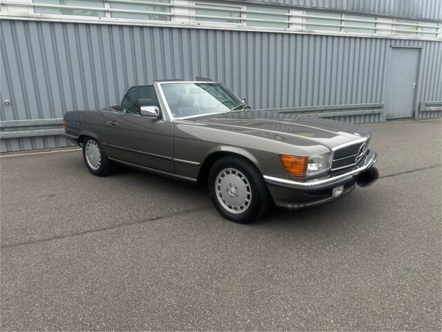 Bild 1/10 von Mercedes-Benz 300 SL (1985)