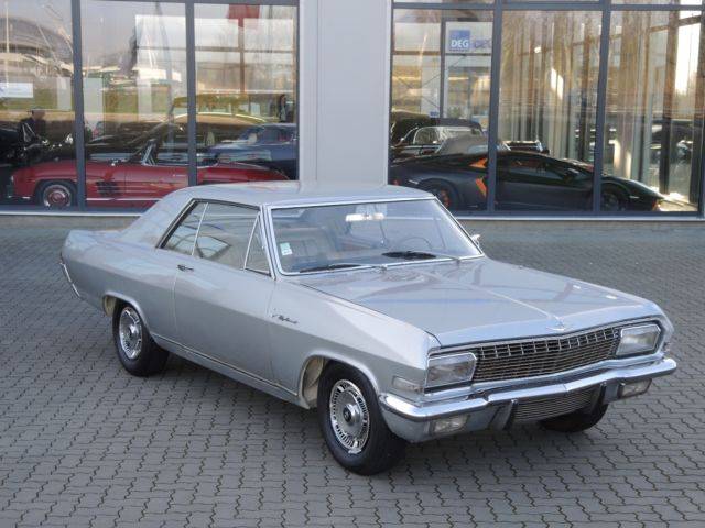 Bild 1/15 von Opel Diplomat V8 5,4 (1966)