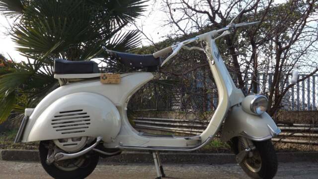 Bild 1/33 von Piaggio Vespa 125 (1957)