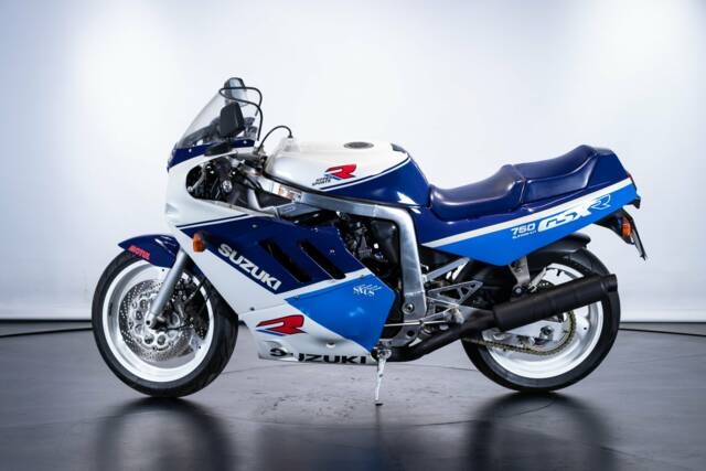 Bild 1/50 von Suzuki DUMMY (1988)