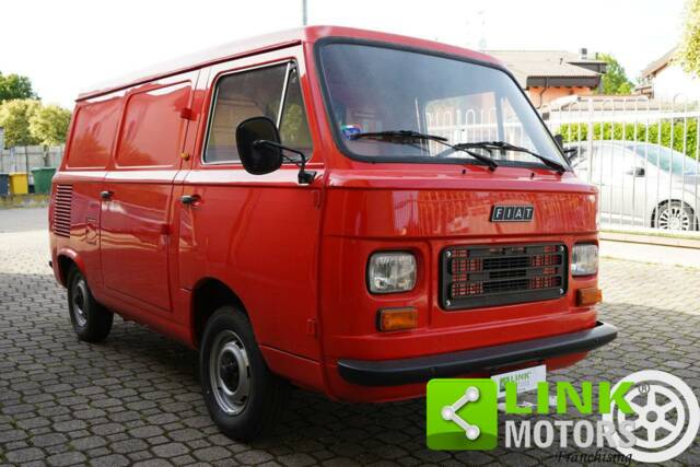 Bild 1/10 von FIAT 900 T&#x2F;E Panorama (1977)