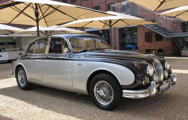 Bild 1/19 von Jaguar Mk II 3.8 (1962)