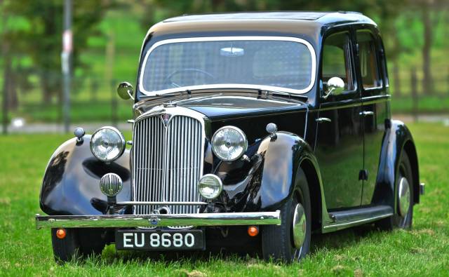 Imagen 1/50 de Rover 12hp Six Light Saloon (1947)