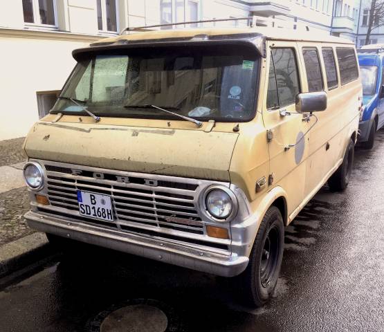 Imagen 1/17 de Ford Econoline E 300 (1973)
