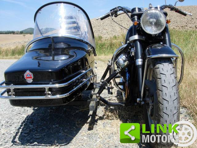 Image 1/10 of Moto Guzzi DUMMY (1973)