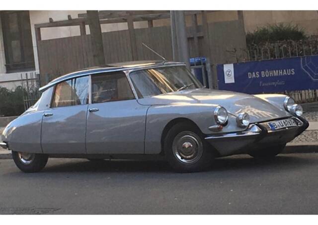 Imagen 1/10 de Citroën DS 21 (1967)