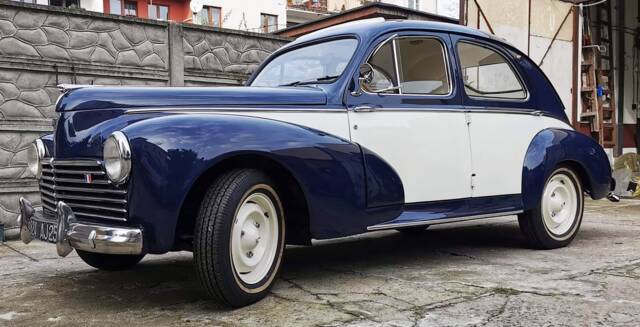 Image 1/13 of Peugeot 203 (1952)