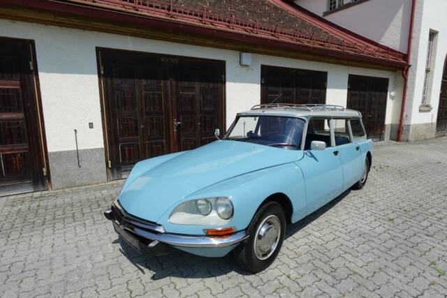 Imagen 1/42 de Citroën DS 23 Break (1972)