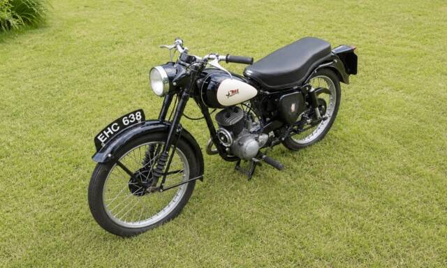 Image 1/31 of BSA Bantam Major D3 (1957)