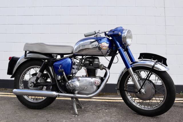 Image 1/6 of Royal Enfield Constellation (1964)