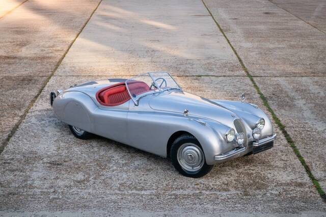 Immagine 1/20 di Jaguar XK 120 OTS (1950)