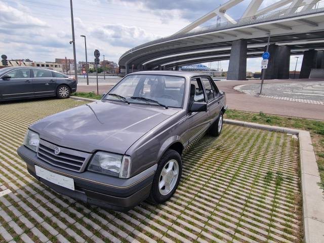 Bild 1/41 von Opel Ascona 1,6 (1987)