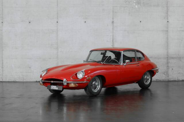 Image 1/44 of Jaguar E-Type (2+2) (1969)